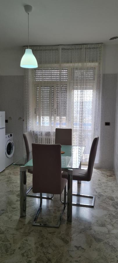 شقة Jajo Apartament برينديسي المظهر الخارجي الصورة